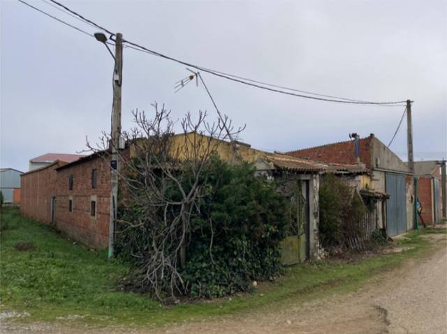 Nave industrial en Venta en Calle del Plantío, 6D en Bustillo de la Vega