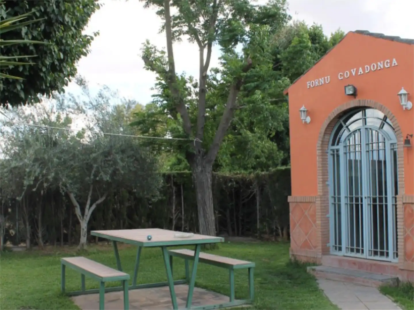 Houses for sale in Camino de la Barquera, 53, El Higuerón Garden of Houses for sale in Córdoba with Air Conditioner, Heating and Private garden