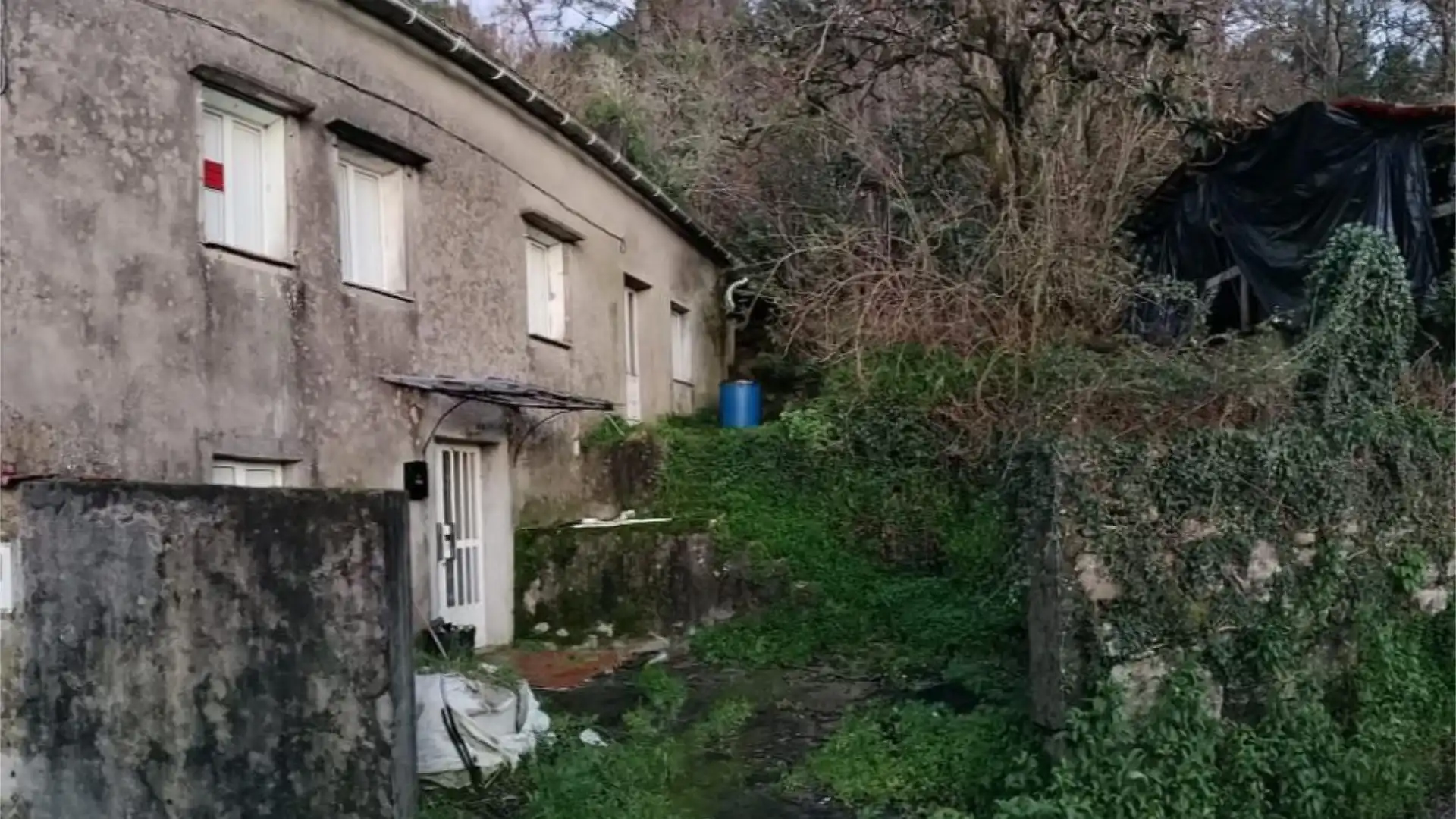 Vista exterior de Casa o chalet en venta en Outes con Trastero