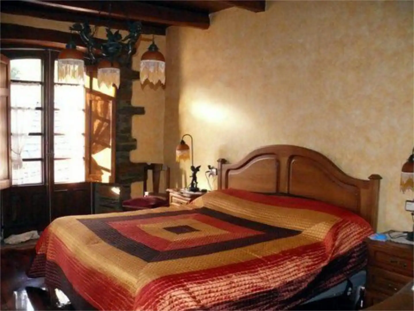 Casa adosada en venta en Rua de Curros Enriquez, 4, Navia de Suarna Habitación de Casa adosada en venta en Navia de Suarna con Aire acondicionado, Calefacción y Jardín privado