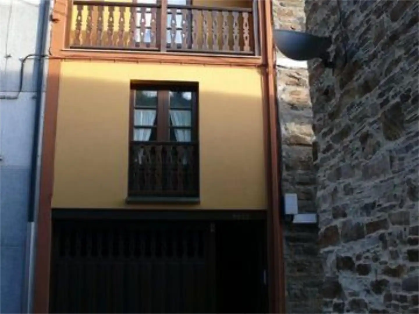 Casa adosada en venta en Rua de Curros Enriquez, 4, Navia de Suarna Vista exterior de Casa adosada en venta en Navia de Suarna con Aire acondicionado, Calefacción y Jardín privado