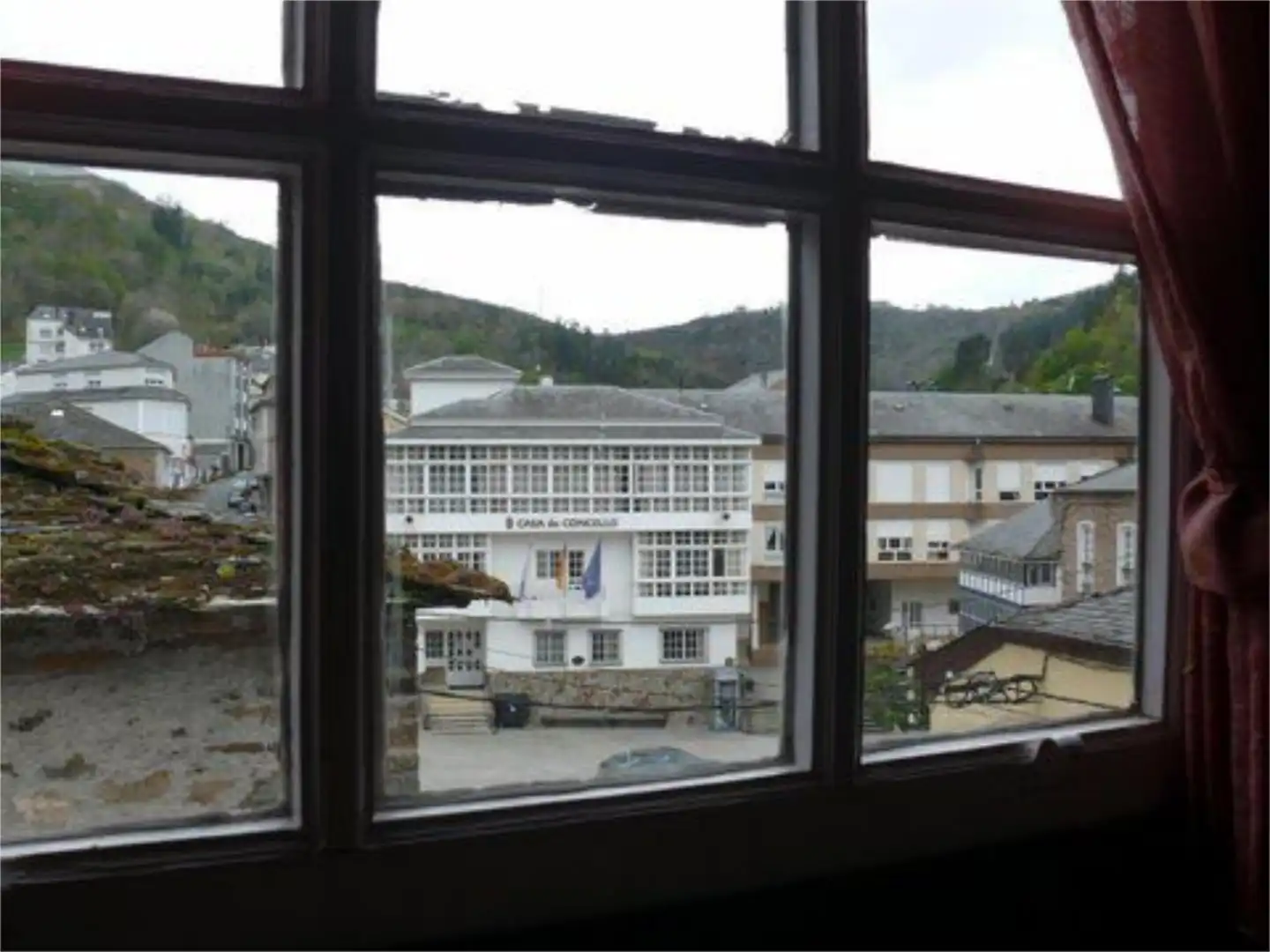 Casa adosada en venta en Rua de Curros Enriquez, 4, Navia de Suarna Casa adosada en venta en Navia de Suarna con Aire acondicionado, Calefacción y Jardín privado