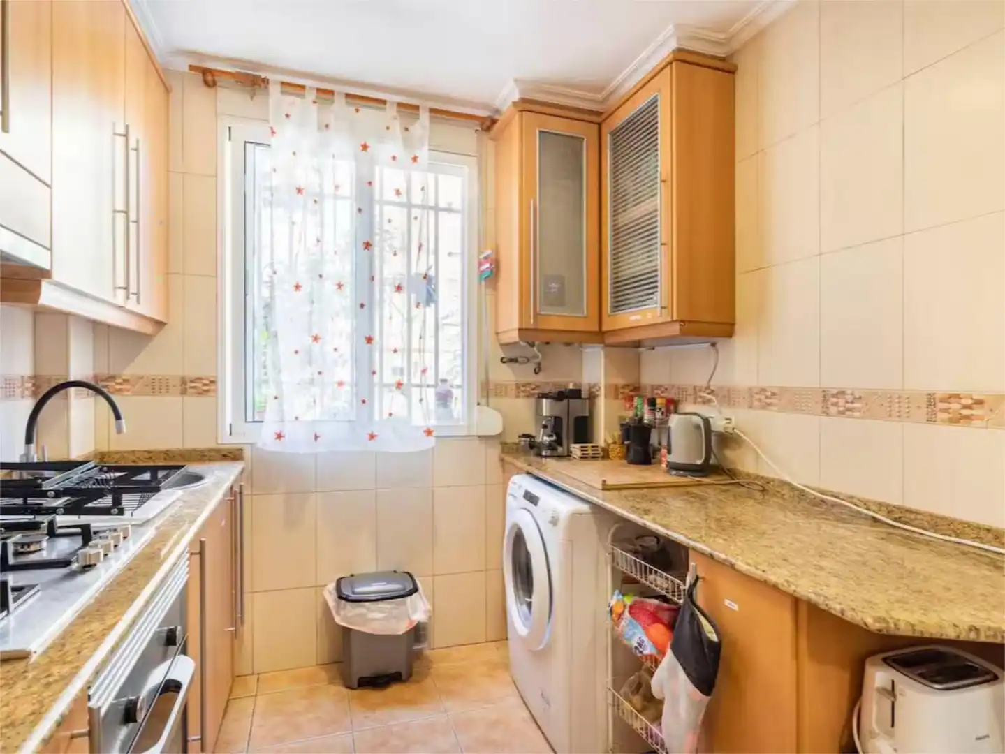 Zimmer in Camí Vell de Xirivella, 5, Soternes Küche von Wohnung zur untervermieten in Valencia mit Möbliert und Balkon