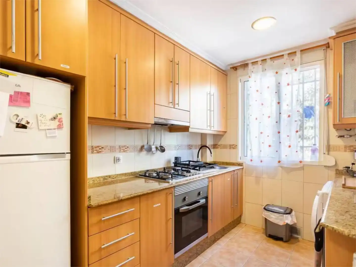 Zimmer in Camí Vell de Xirivella, 5, Soternes Küche von Wohnung zur untervermieten in Valencia mit Möbliert und Balkon