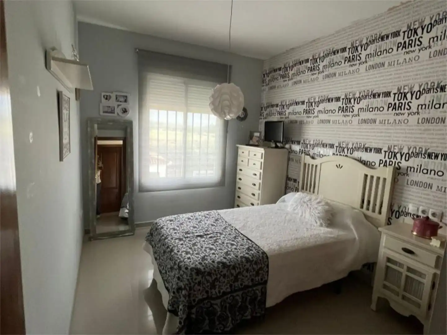 Bedroom of Detached homes for sale in Córdoba  with Air Conditioner, Heating and Terrace
