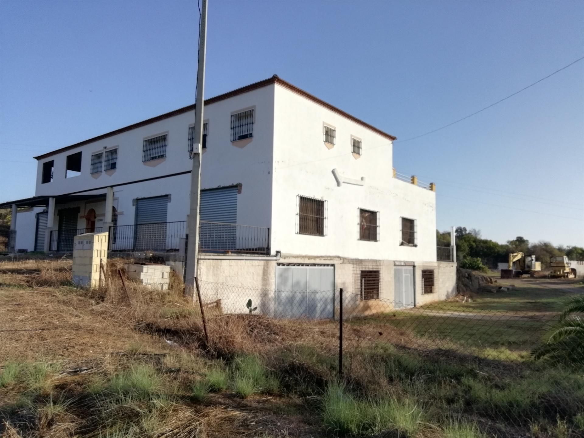 Exterior view of Single-family semi-detached for sale in Alhaurín de la Torre  with Air Conditioner, Terrace and Balcony