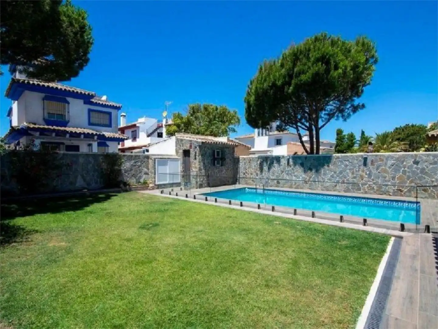 Houses for rent in Calle Bancada, 32, Sancti Petri Garden of Houses for rent in Chiclana de la Frontera with Air Conditioner, Private garden and Terrace
