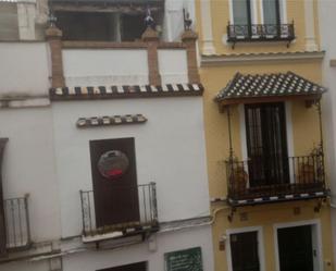 Exterior view of Single-family semi-detached for sale in  Sevilla Capital  with Air Conditioner