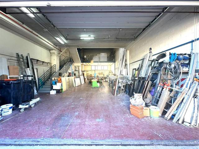 Nave industrial en Venta en Calle de la Resina, 51E en Villaverde Alto