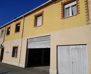Exterior view of Single-family semi-detached for sale in Villafranca Montes de Oca