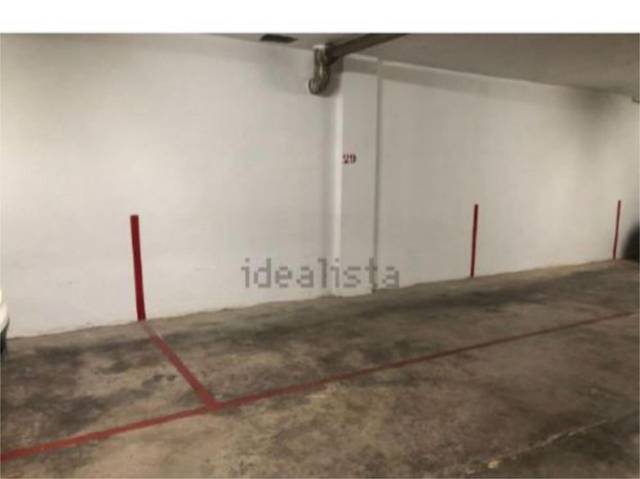 Garaje en Alquiler en Carrer de Campanar, 9 en La Constitución - Canaleta