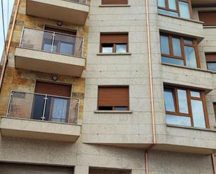Exterior view of Apartment for sale in Malpica de Bergantiños  with Balcony