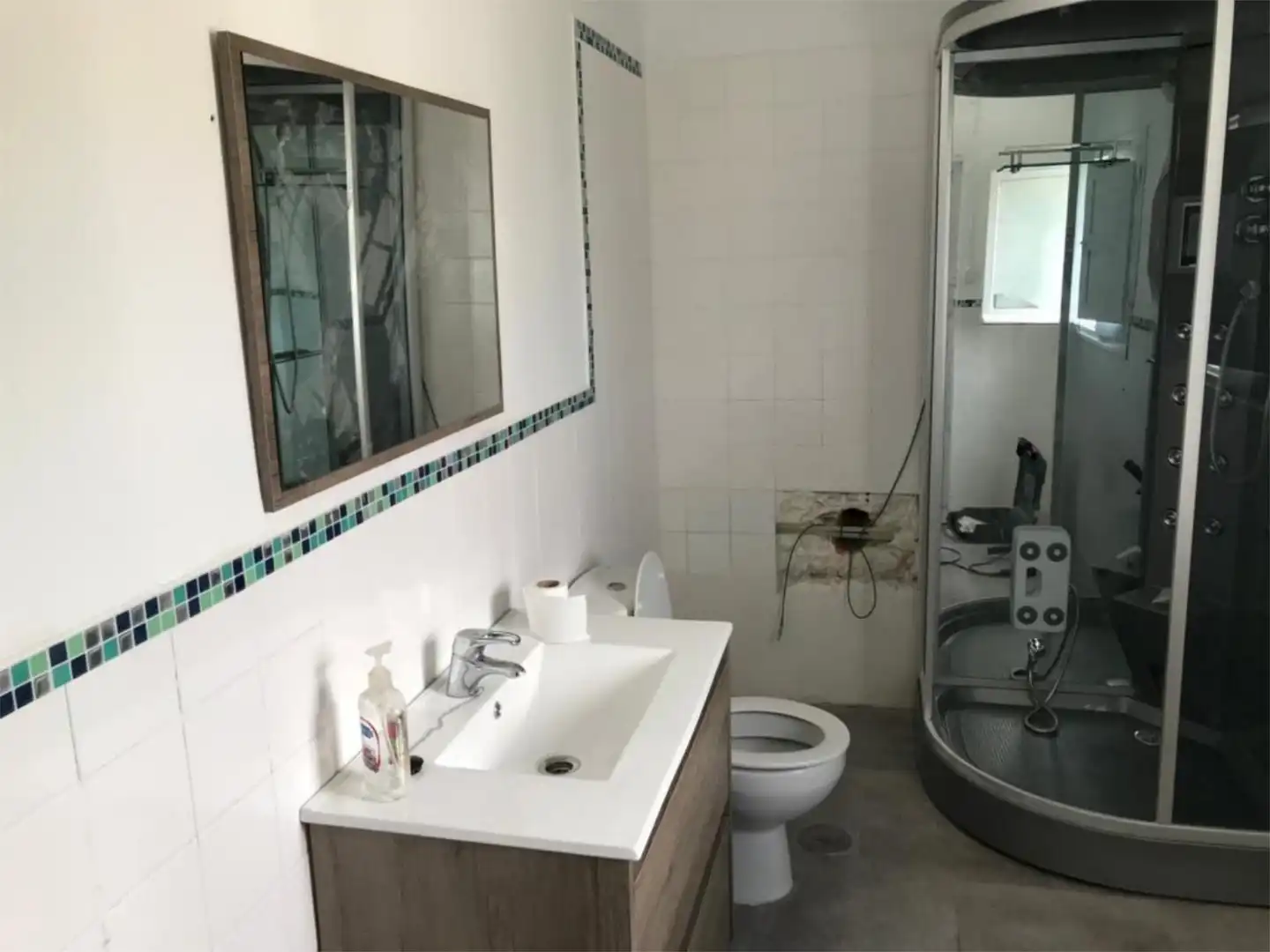 Einfamilien-Reihenhaus zum Verkauf in Santa María la Real de Nieva Badezimmer von Einfamilien-Reihenhaus zum Verkauf in Santa María la Real de Nieva mit Heizung, Privatgarten und Terrasse