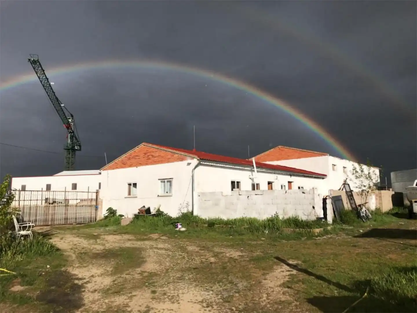 Einfamilien-Reihenhaus zum Verkauf in Santa María la Real de Nieva Außenansicht von Einfamilien-Reihenhaus zum Verkauf in Santa María la Real de Nieva mit Heizung, Privatgarten und Terrasse