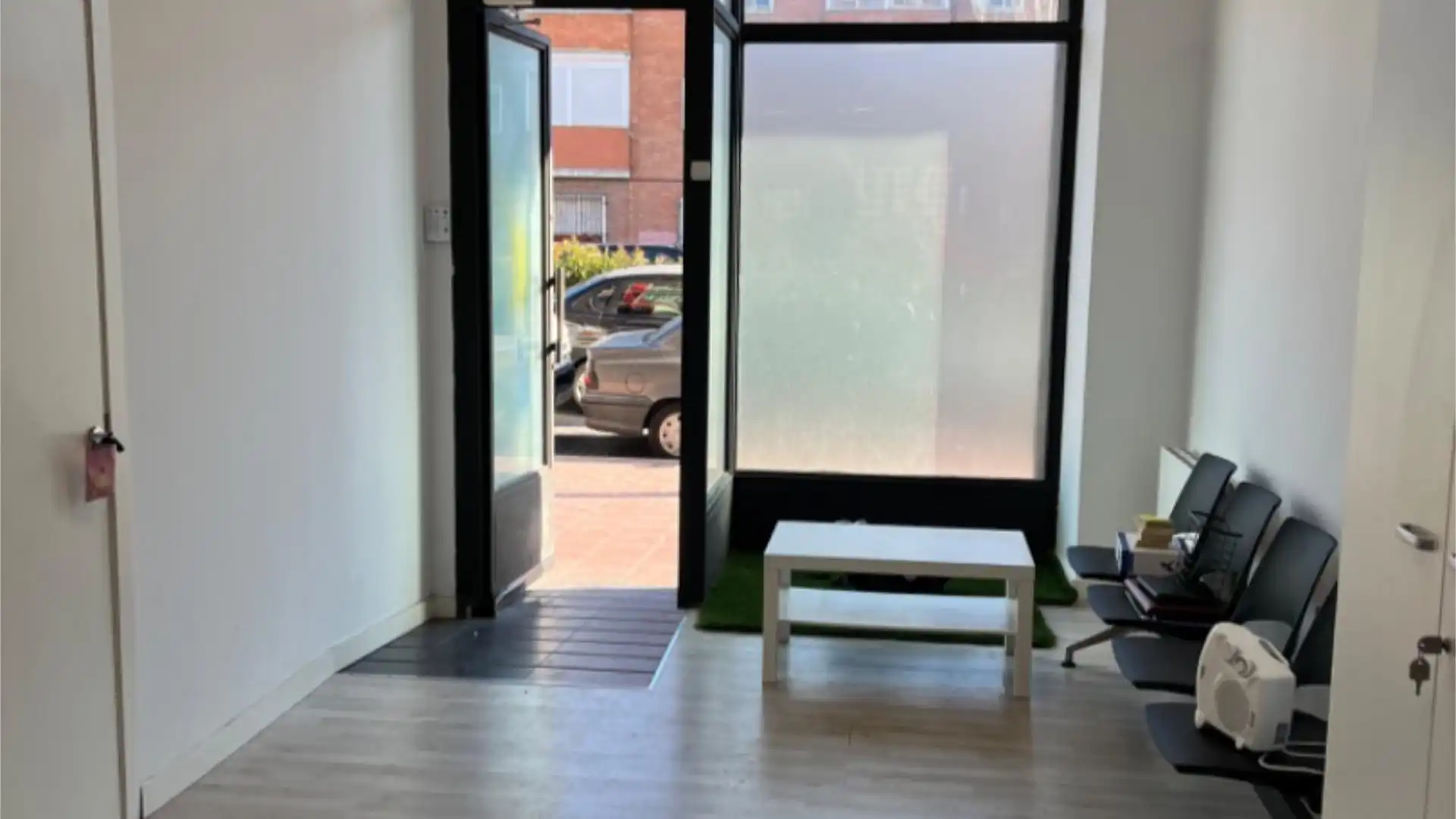 Premises for rent in Valladolid Capital  with Heating, Parquet flooring and Furnished