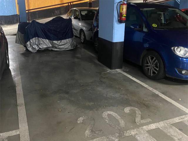 Garaje en Venta en Calle de José Arcones Gil, 65 en Pueblo Nuevo