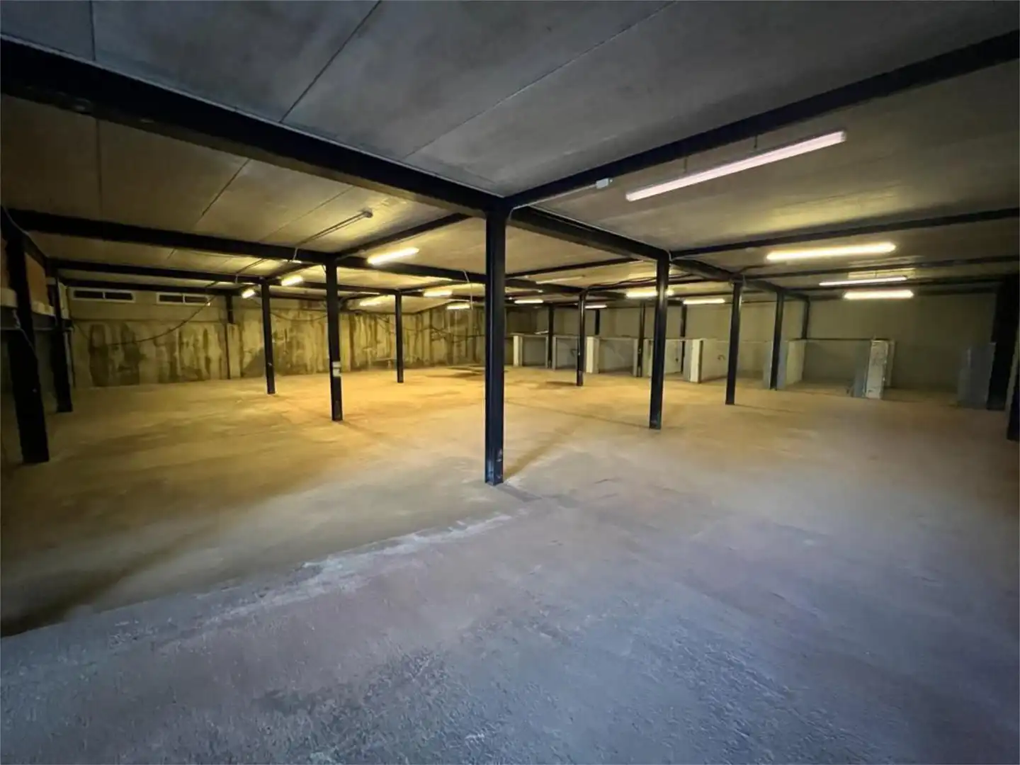 Fabrikhallen zur Miete in Carrer Obrers de Vila, 119, Pueblo Fabrikhallen zur Miete in Guardamar del Segura mit Klimaanlage