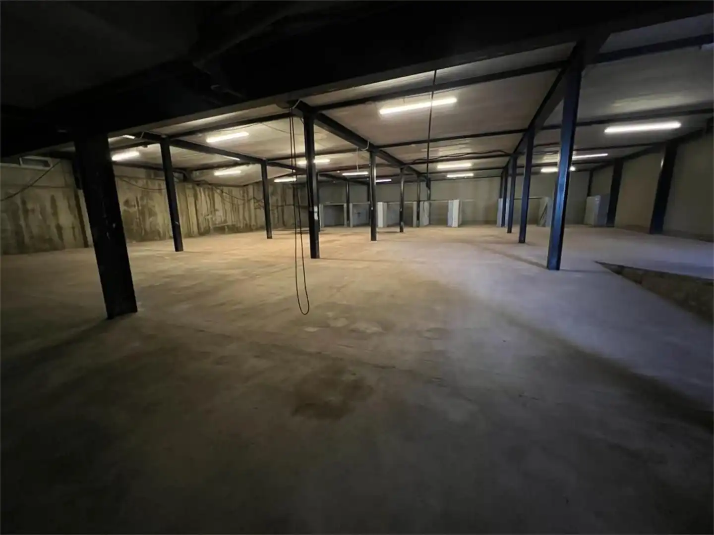 Fabrikhallen zur Miete in Carrer Obrers de Vila, 119, Pueblo Fabrikhallen zur Miete in Guardamar del Segura mit Klimaanlage