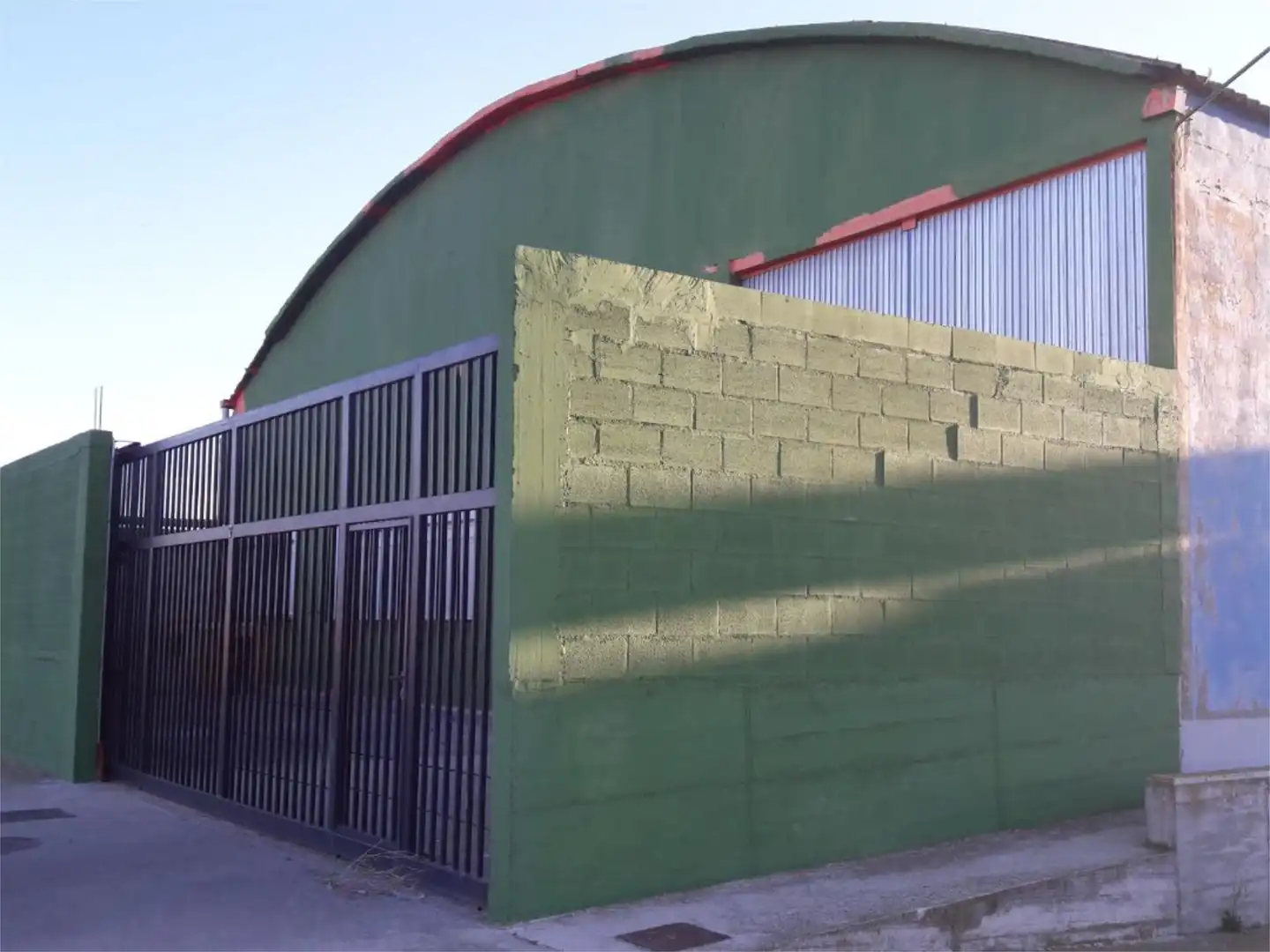 Fabrikhallen zum Verkauf in Carretera Nueva Pilones, 4, Cortes