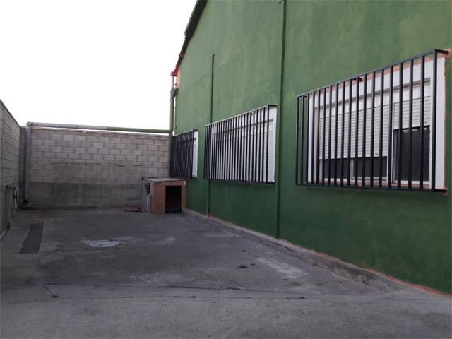 Nave industrial en Venta en Carretera Nueva Pilones, 4 en Cortes
