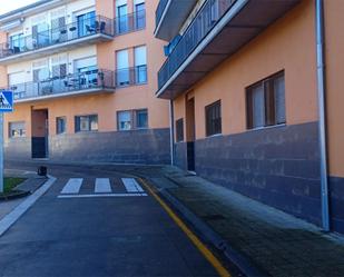 Exterior view of Flat for sale in Vilobí d'Onyar  with Air Conditioner, Heating and Private garden