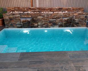 Piscina de Casa o xalet en venda en Barberà del Vallès amb Aire condicionat, Terrassa i Piscina