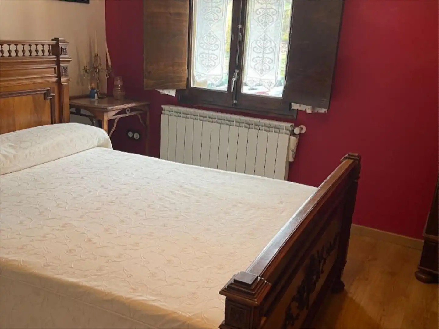 Schlafzimmer von Einfamilien-Reihenhaus zum Verkauf in Soriguera mit Balkon