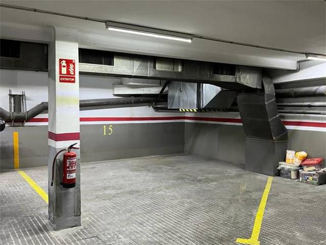 Garaje en Venta en Carrer de Morales, 31 en Barri de les Corts