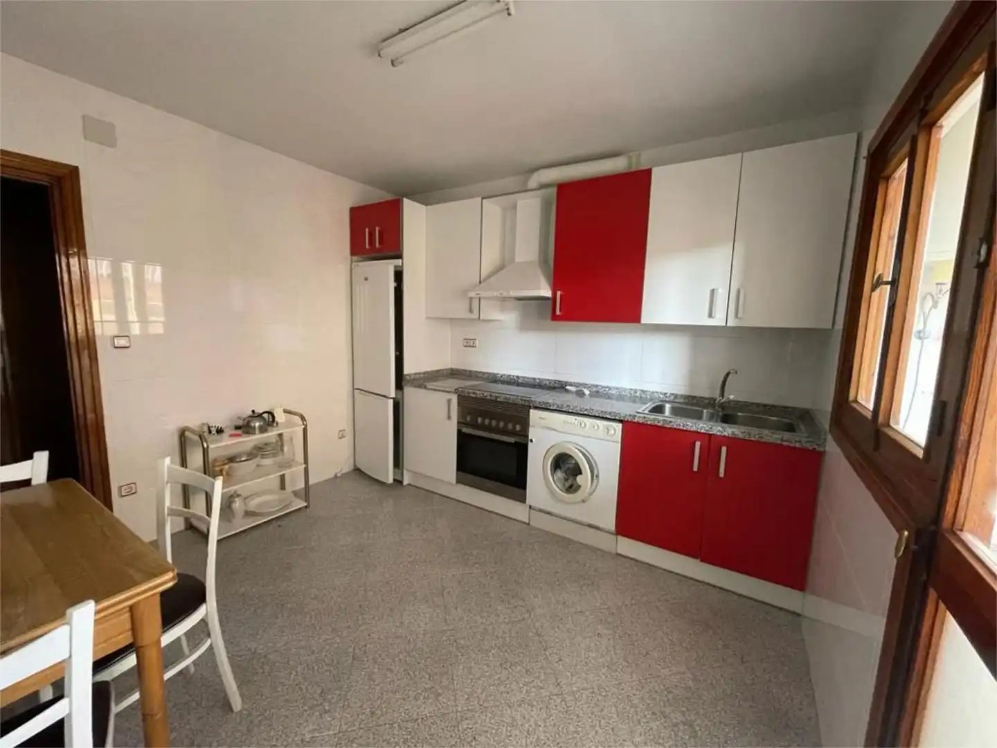 Piso en venta en Centro Cocina de Piso en venta en Palencia con Calefacción, Parquet y Terraza