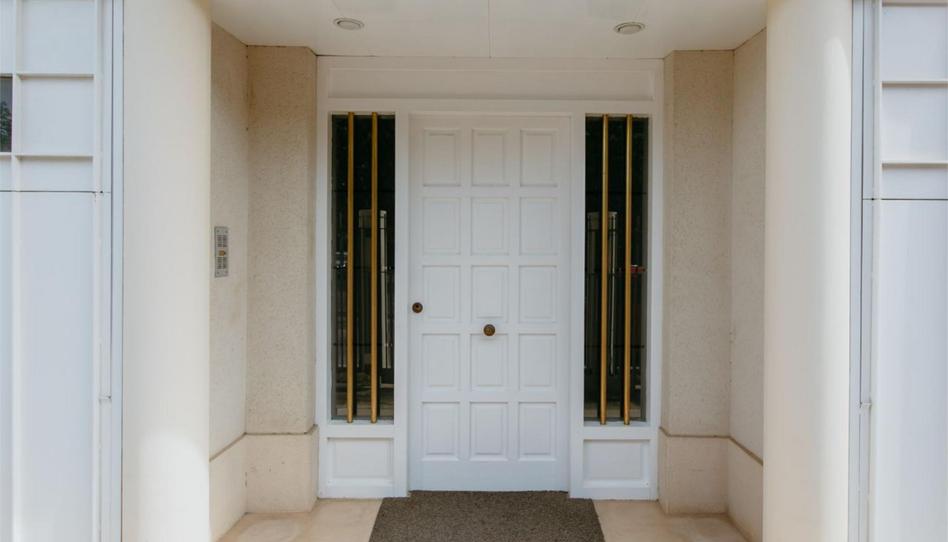 Foto 1 de Casa adosada en venda a Calle Fuente del Ibon, 58, Santiago, Huesca