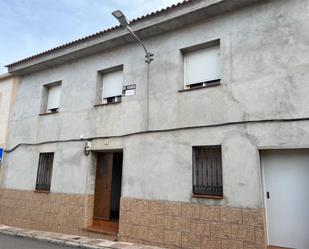 Exterior view of Single-family semi-detached for sale in Brazatortas  with Terrace