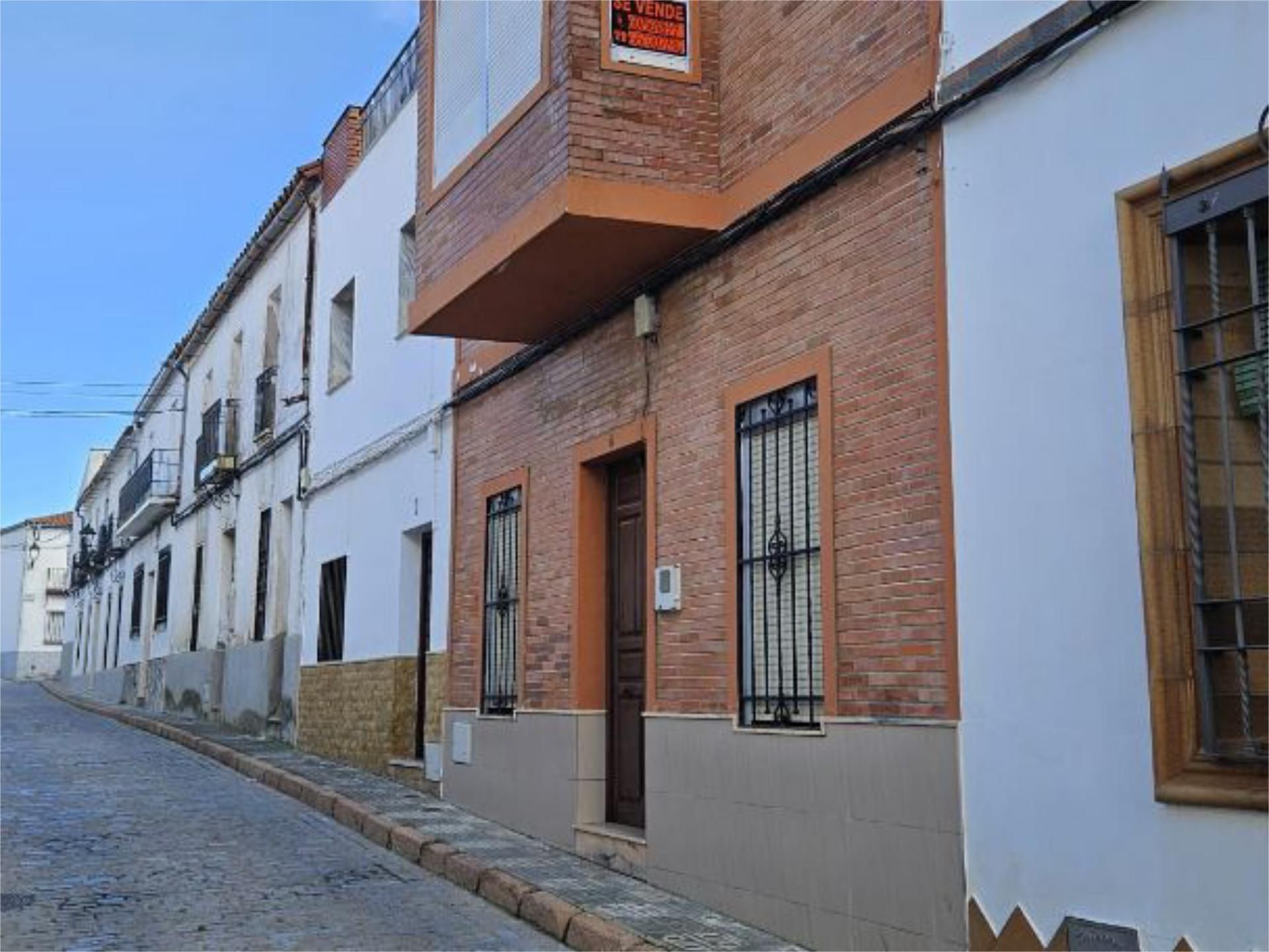 Exterior view of Flat for sale in Villaviciosa de Córdoba  with Heating, Terrace and Storage room
