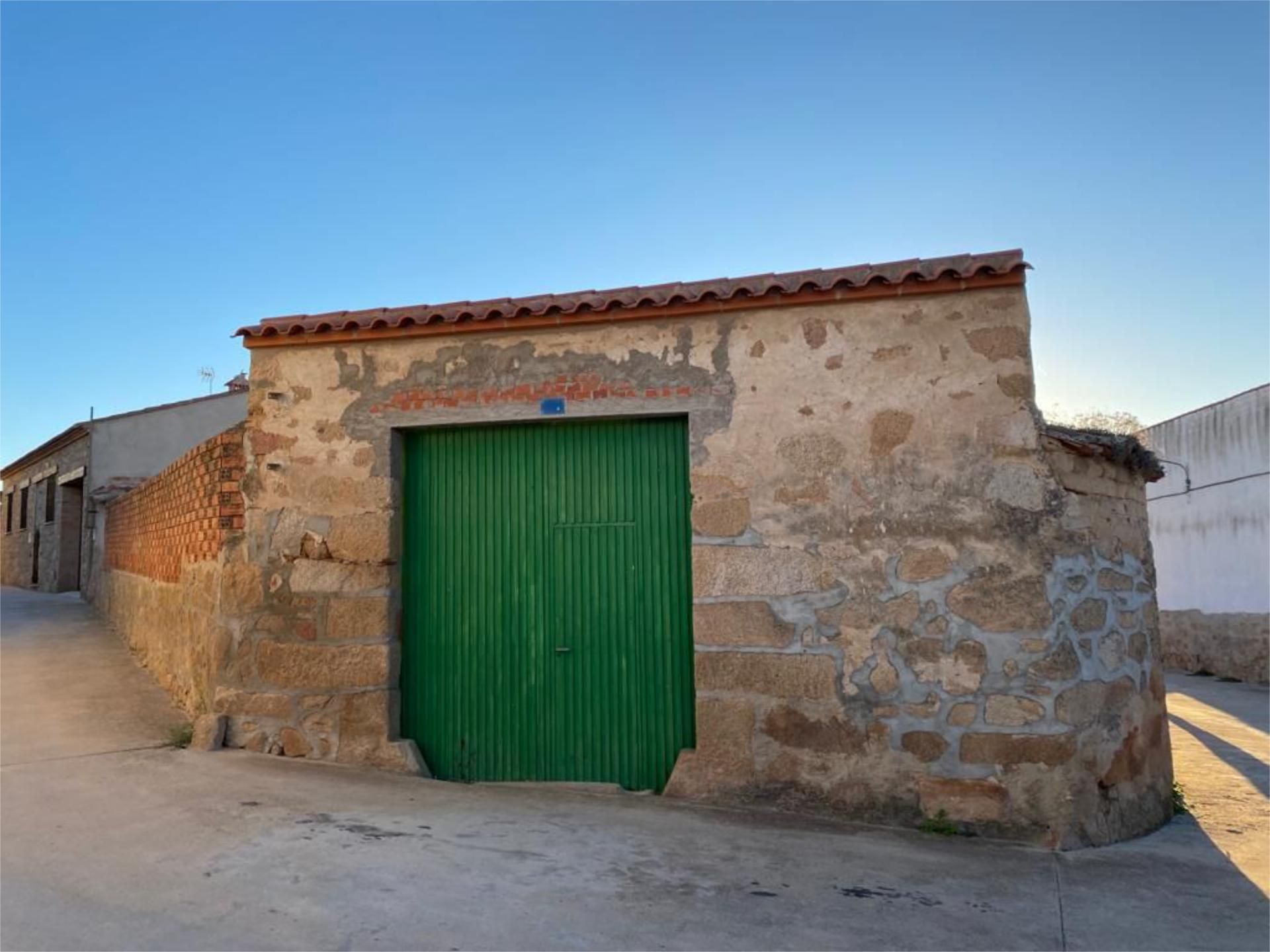 Exterior view of Land for sale in Berrocalejo
