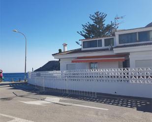 Vista exterior de Casa o xalet en venda en Gualchos amb Terrassa i Piscina