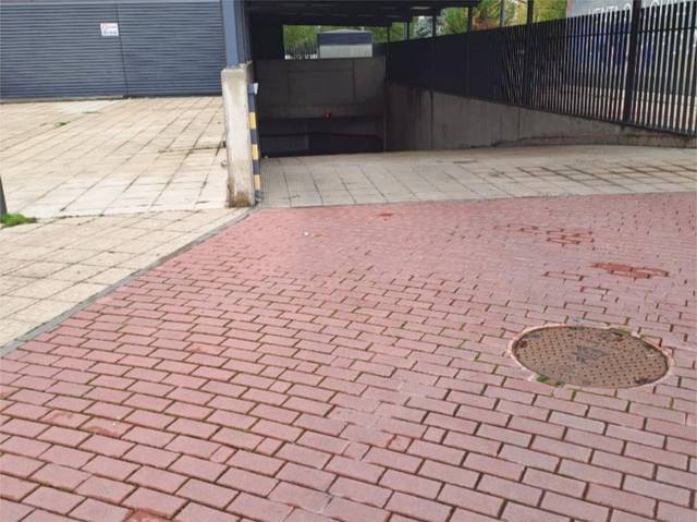 Garaje en Alquiler en Avenida Cantabria, 26 en Plantío - Alcampo