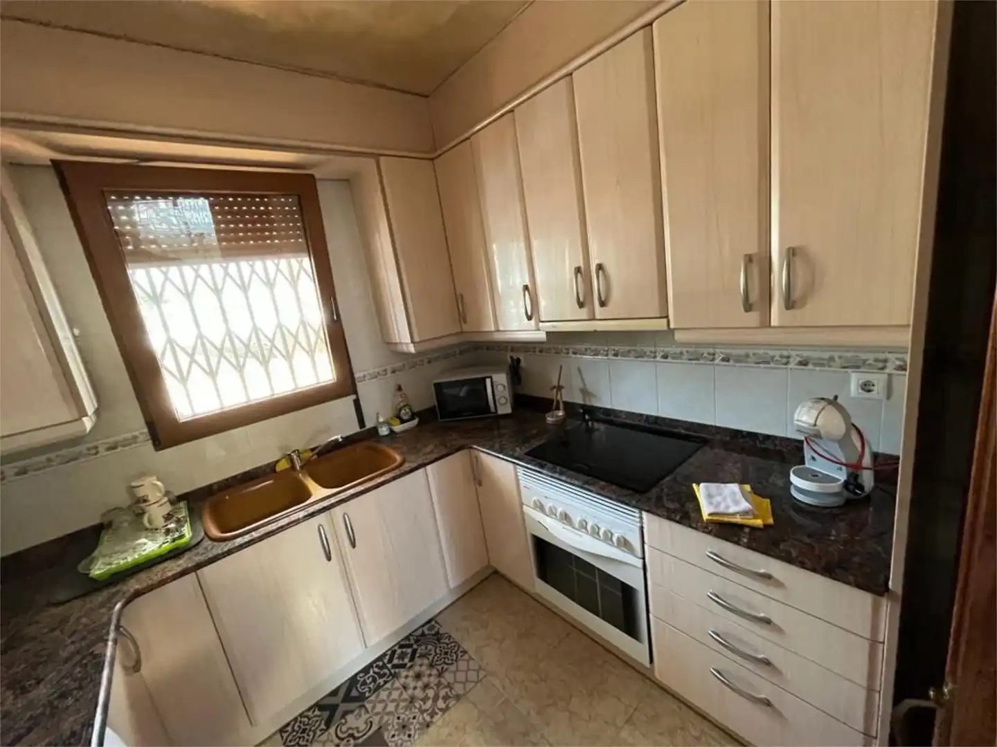 Ground floor for sale in Plaça Constitució, 5, Las Atalayas - Urmi - Cerro de Mar Ground floor for sale in Plaça Constitució, 5, Las Atalayas - Urmi - Cerro de Mar