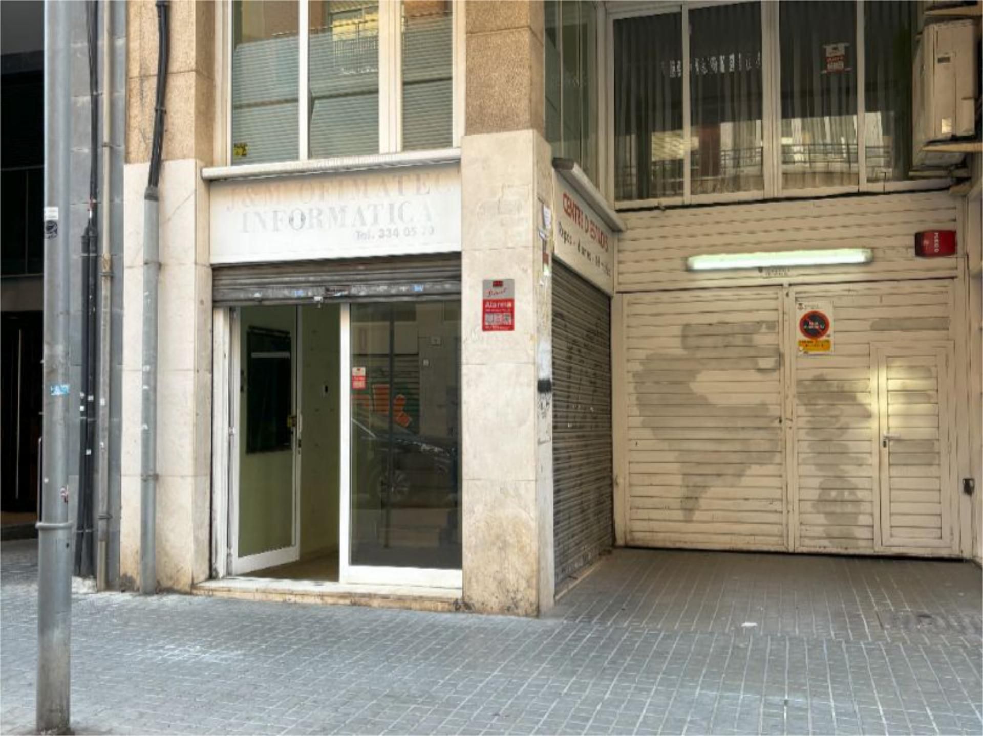 Local en venta en Carrer 11 de Setembre, 11, Collblanc