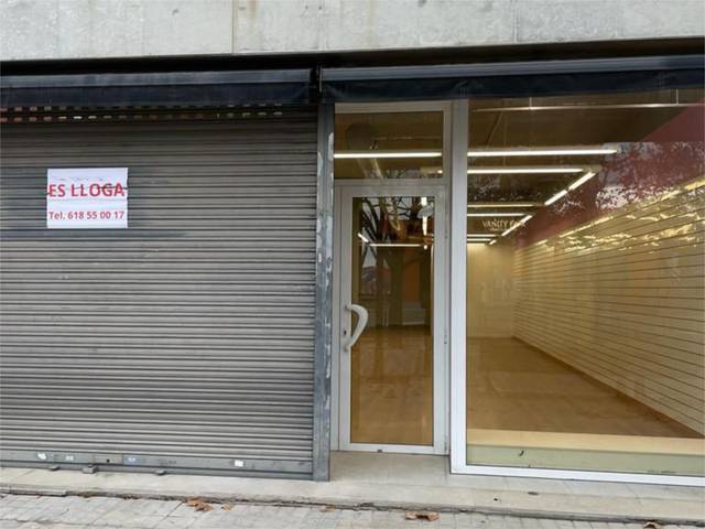 Local comercial en Alquiler en Avinguda Europa, 13 en Les Comes