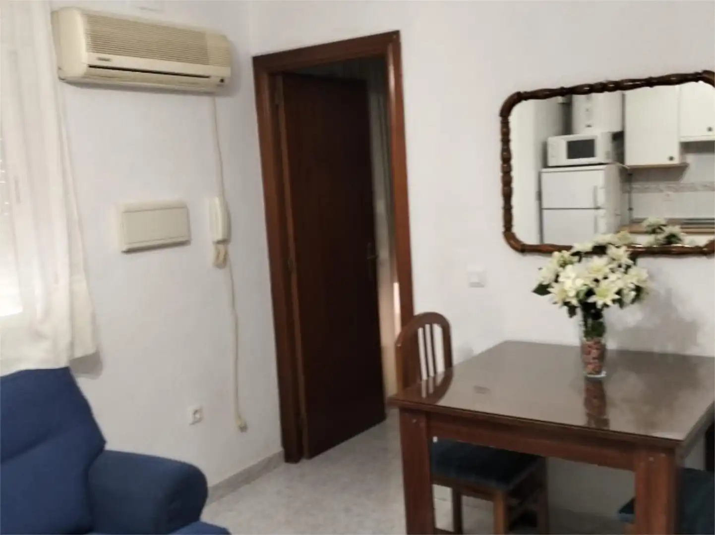 Apartament de lloguer a la Viña, 16, Maria Auxiliadora - Barriada de Llera Dormitori de Apartament de lloguer en Badajoz amb Aire condicionat, Calefacció i Moblat