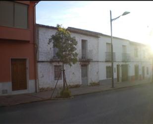 Exterior view of Single-family semi-detached for sale in Torreperogil