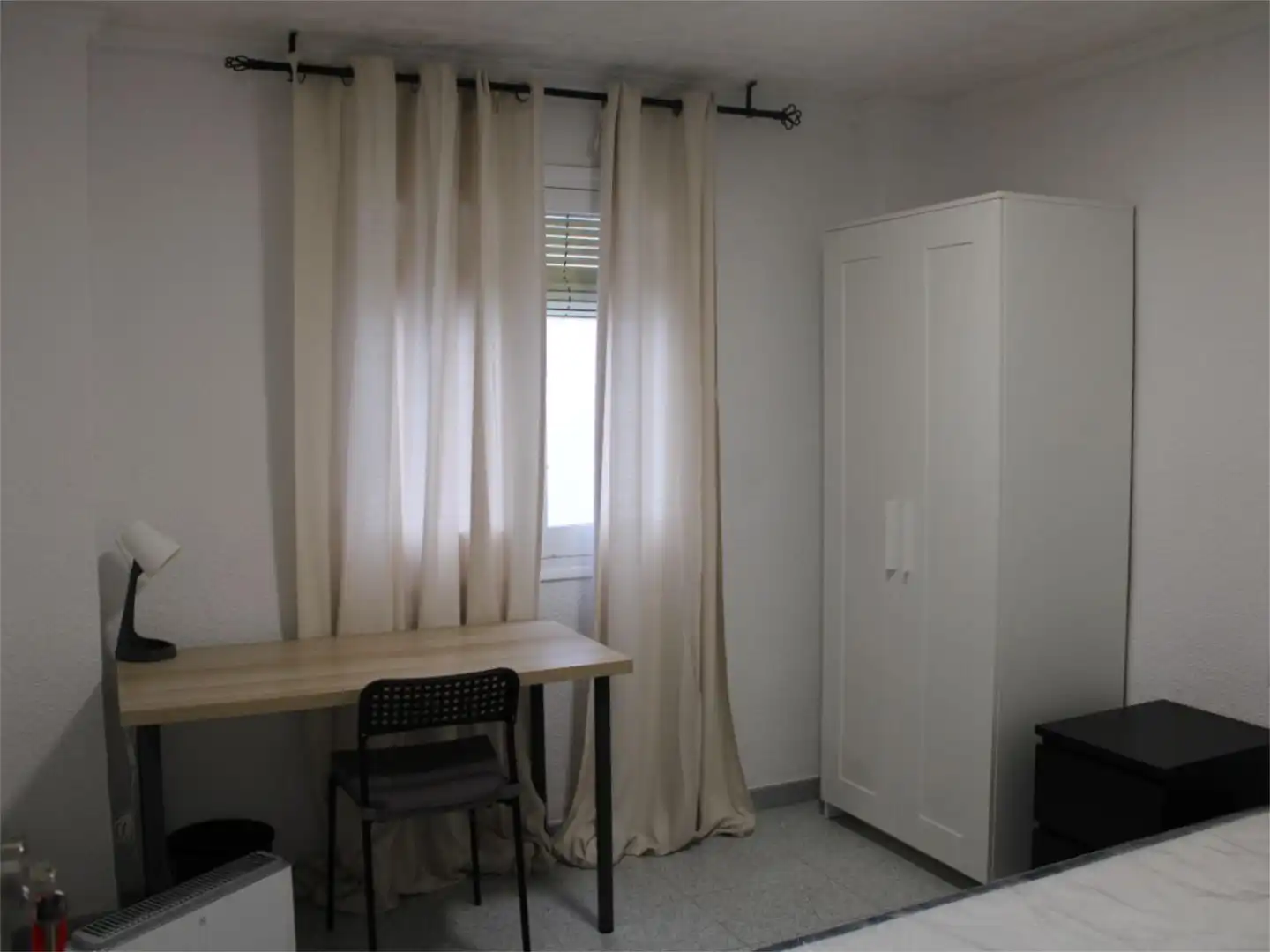 Room in Carrer Camí dels Magros, 2, Camí dels Magros - Casablanca Bedroom of Flat for share in Elche / Elx with Heating, Terrace and Furnished