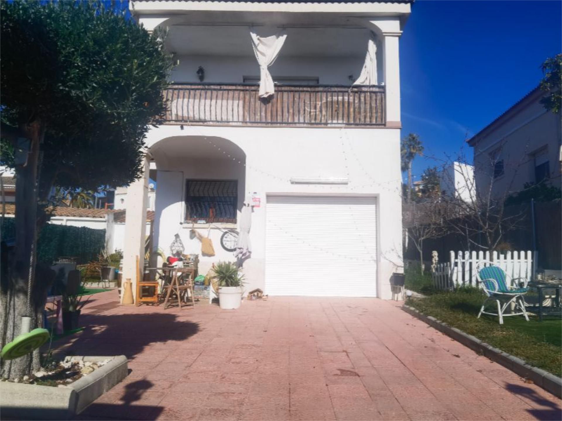 Exterior view of House or chalet for sale in Cubelles  with Private garden, Terrace and Balcony