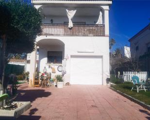 Exterior view of House or chalet for sale in Cubelles  with Terrace and Balcony