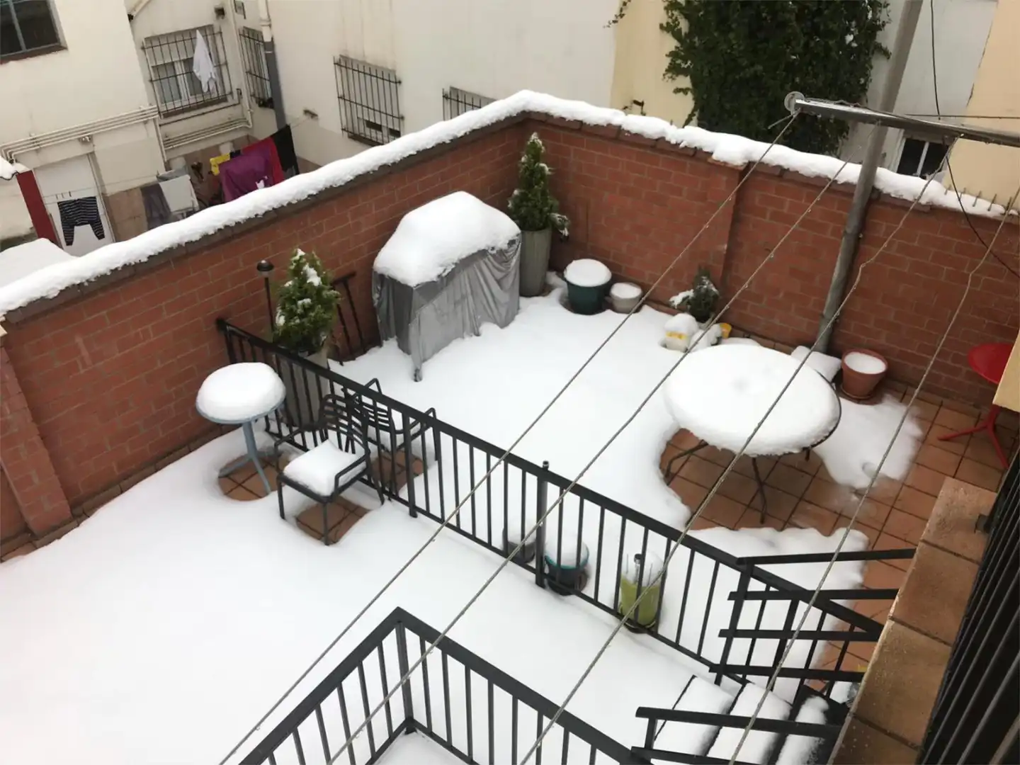 Habitació a Calle Peña Ercina, 5, La Asunción - La Inmaculada Terrassa de Apartament per a compartir en León Capital amb Calefacció, Parquet i Terrassa