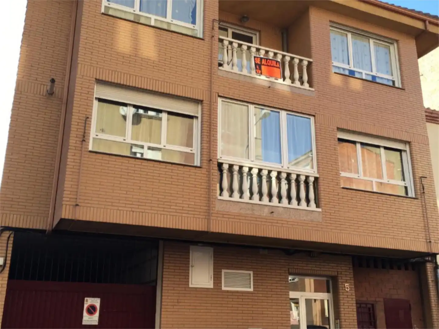Habitació a Calle Peña Ercina, 5, La Asunción - La Inmaculada Vista exterior de Apartament per a compartir en León Capital amb Calefacció, Parquet i Terrassa