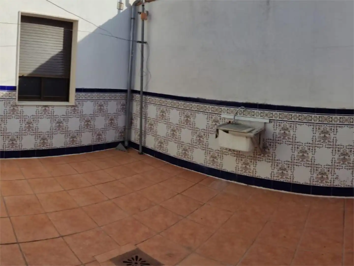 Piso en venta en J-6120, 37, Santa Elena Terraza de Piso en venta en Santa Elena con Calefacción, Jardín privado y Trastero