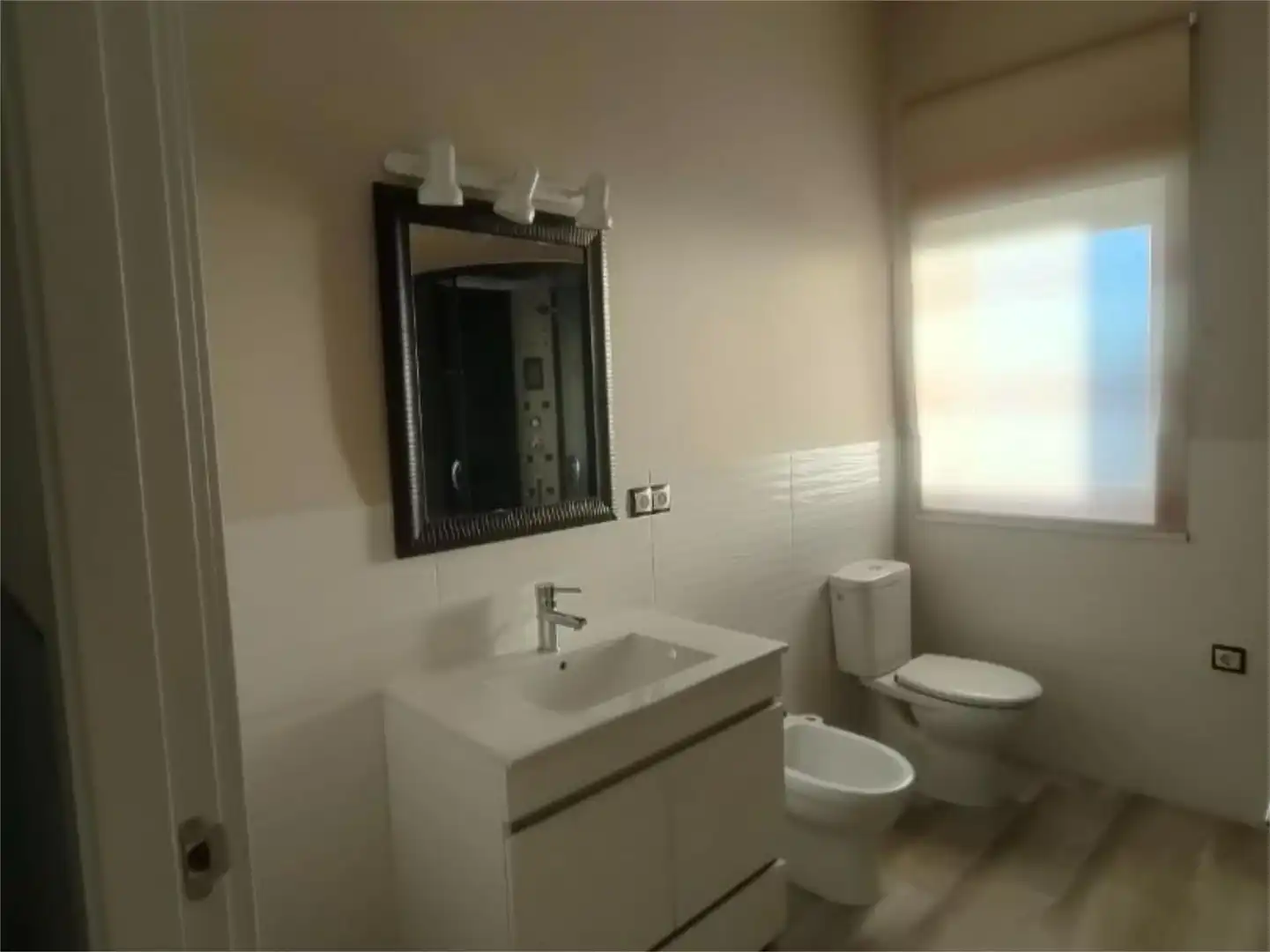 Wohnung zum Verkauf in Calle Maestro José Torrellas, 11, Peñarroya-Pueblonuevo Badezimmer von Wohnung zum Verkauf in Peñarroya-Pueblonuevo mit Klimaanlage und Balkon