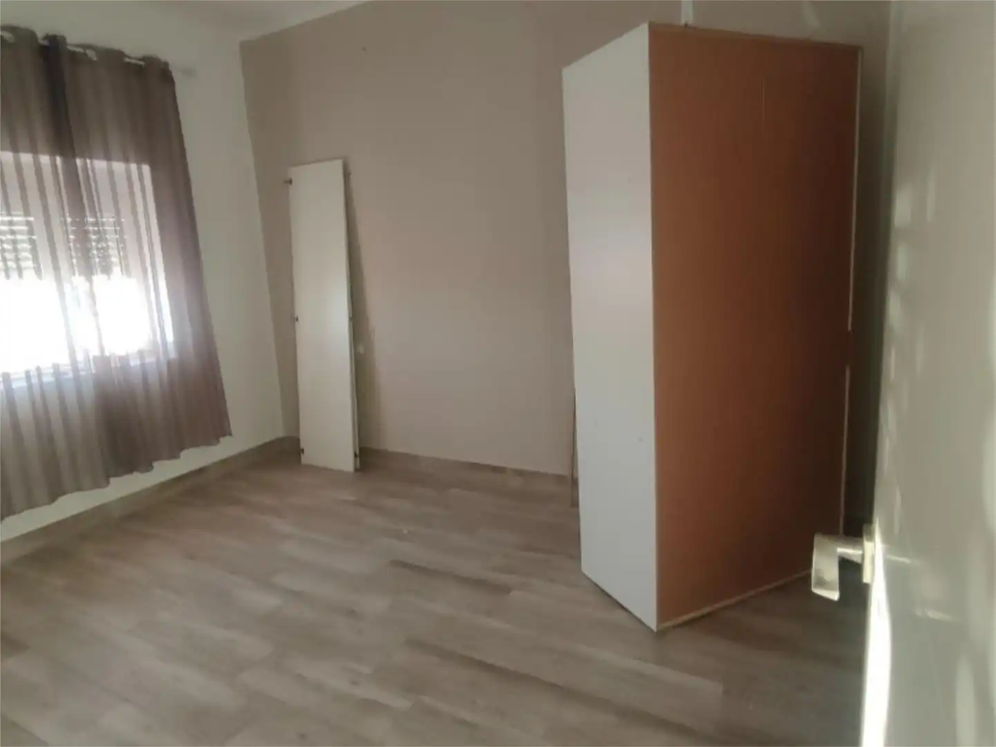 Wohnung zum Verkauf in Calle Maestro José Torrellas, 11, Peñarroya-Pueblonuevo Schlafzimmer von Wohnung zum Verkauf in Peñarroya-Pueblonuevo mit Klimaanlage und Balkon
