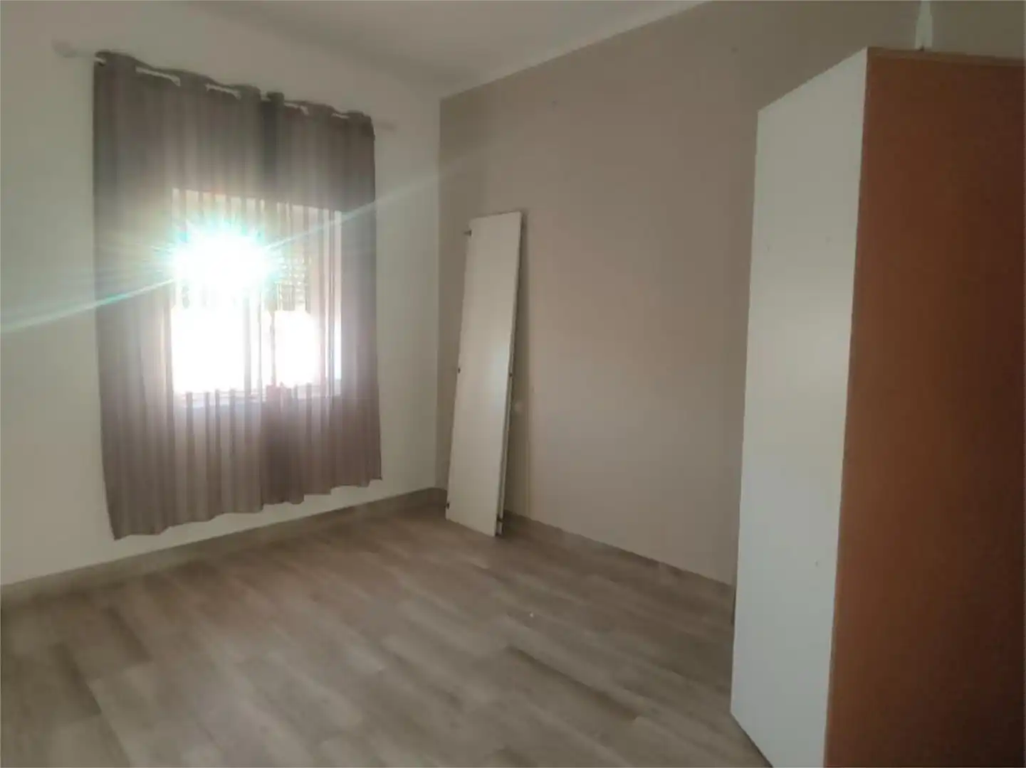 Wohnung zum Verkauf in Calle Maestro José Torrellas, 11, Peñarroya-Pueblonuevo Schlafzimmer von Wohnung zum Verkauf in Peñarroya-Pueblonuevo mit Klimaanlage und Balkon