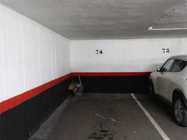 Garaje en Venta en Avenida de Pío XII, 97 en Castilla